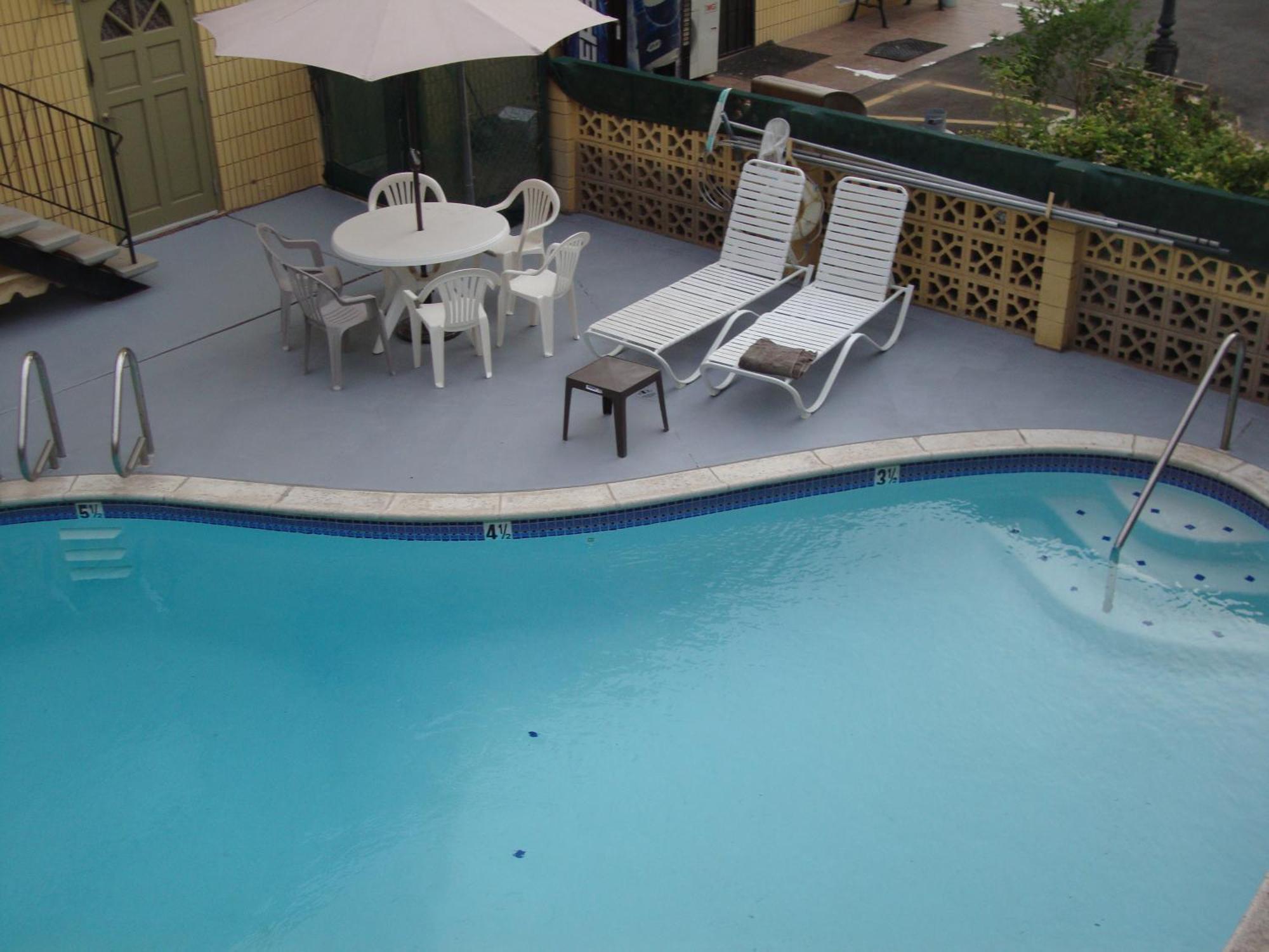 Townhouse Inn And Suites Brawley Екстериор снимка