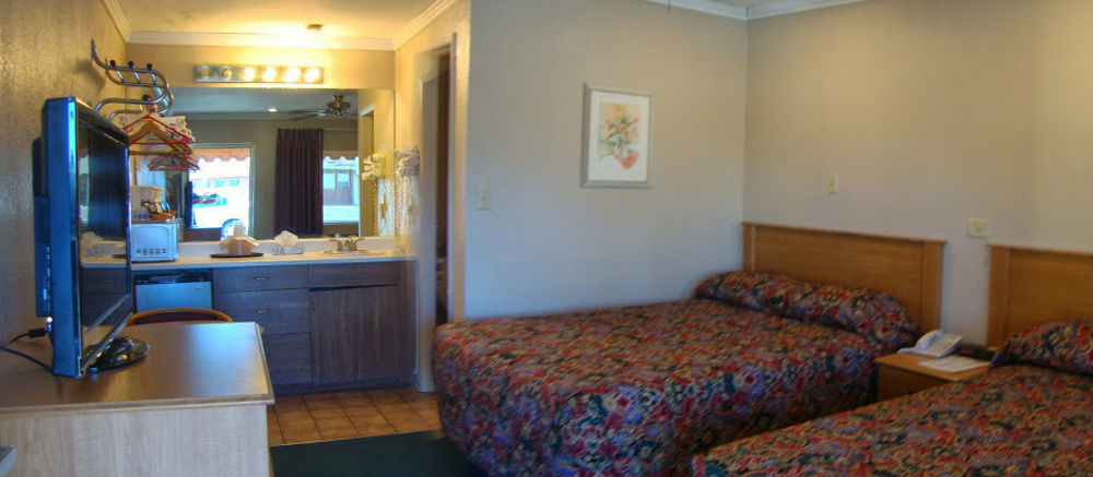 Townhouse Inn And Suites Brawley Екстериор снимка